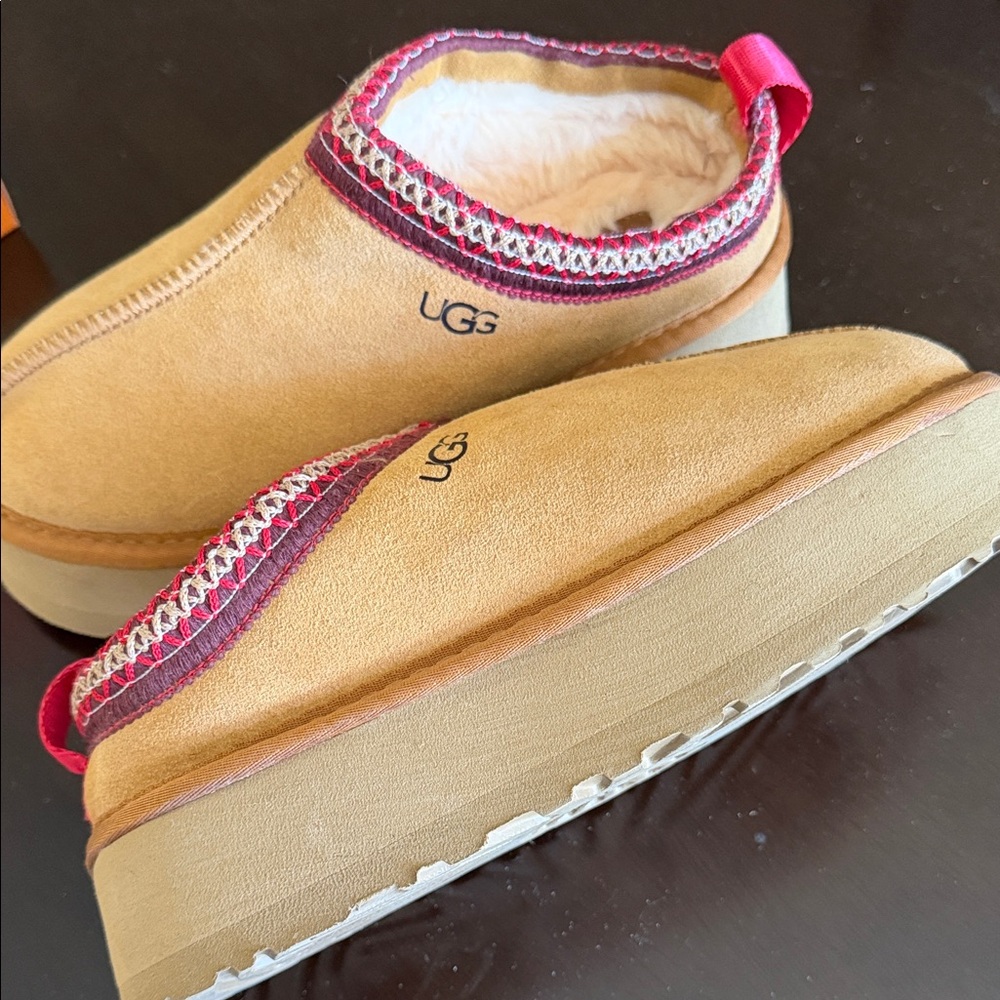 UGG  Tazz II Chestnut Suede Slip-On Shearling Clogs with red Trim